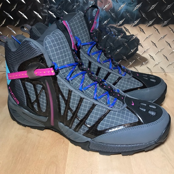 nike air tallac lite